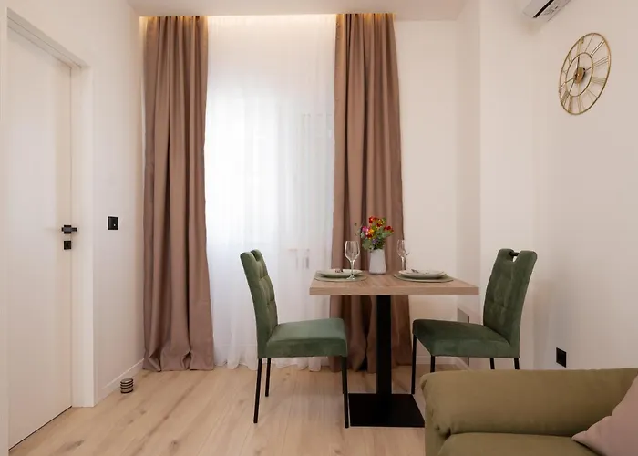 Elli 1 Апартаменты *