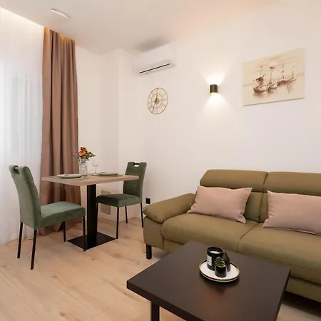 Apartment Elli 1 Trogir
